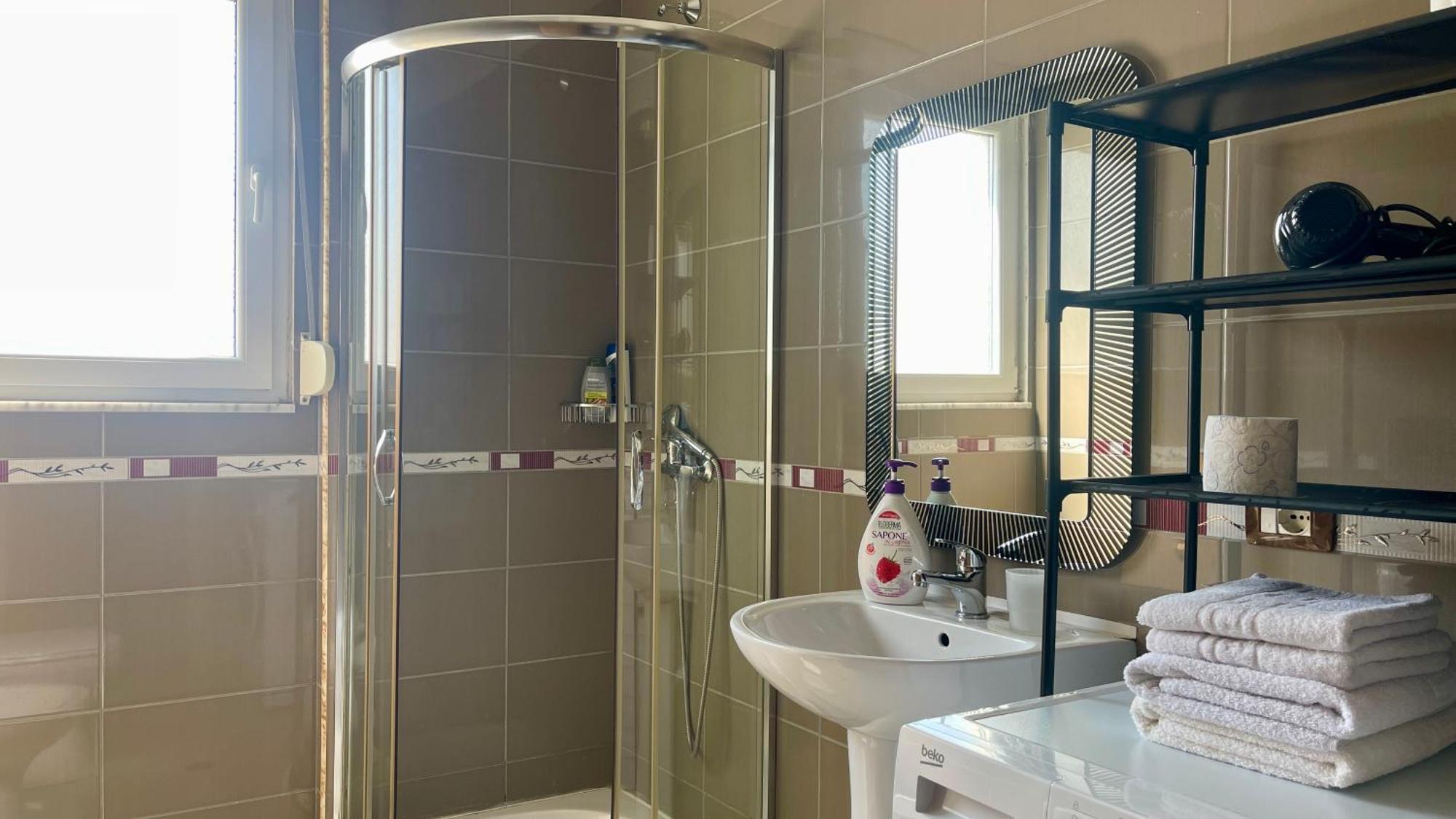 21° Bs Pazari City Center Comfort Apartamento Tirana Exterior foto